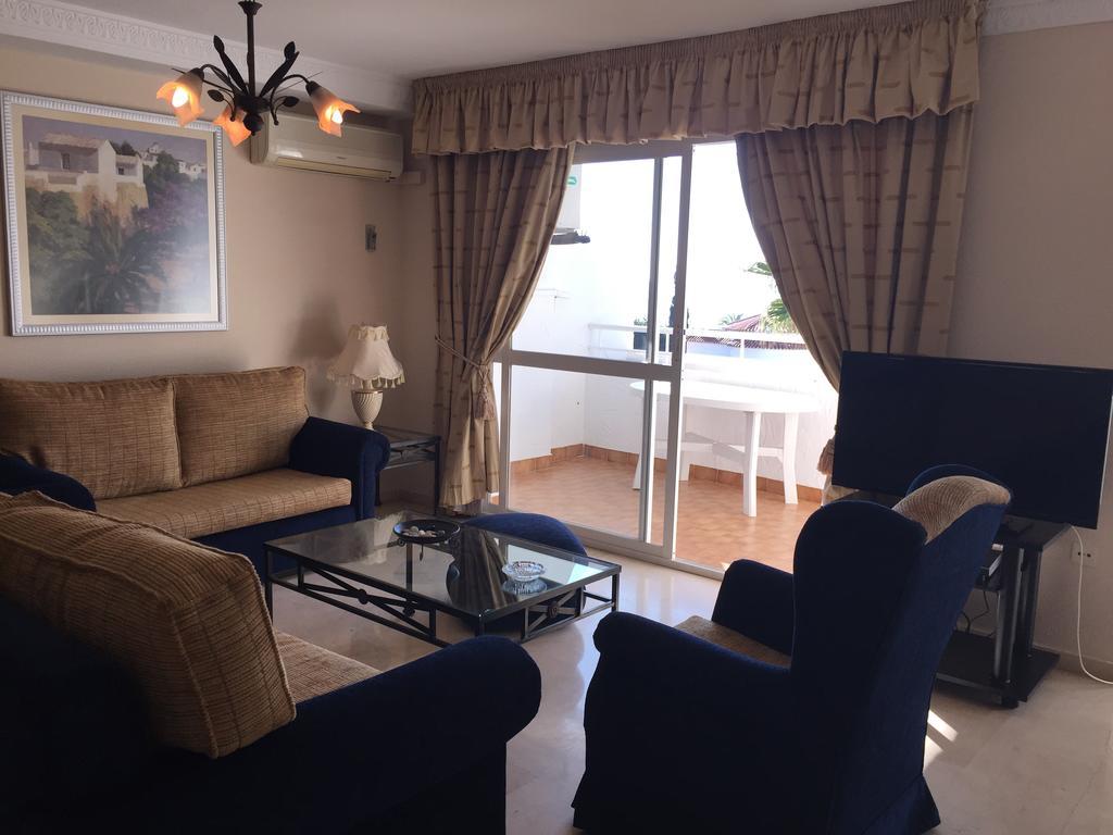 Playa Real Apartment Marbella Room photo