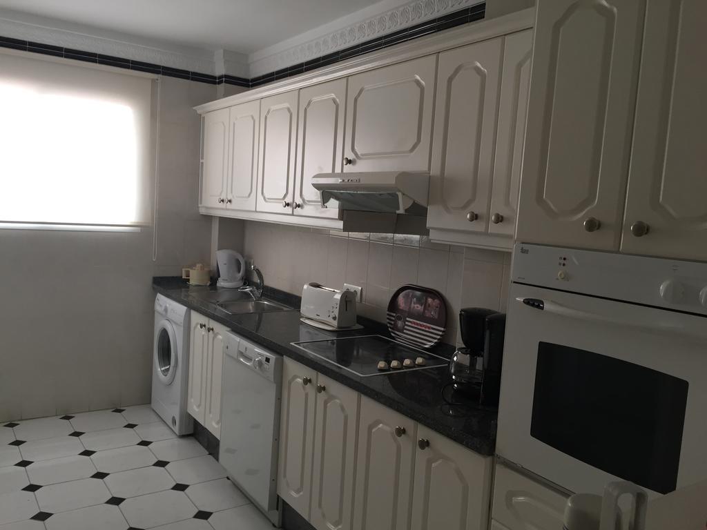 Playa Real Apartment Marbella Room photo